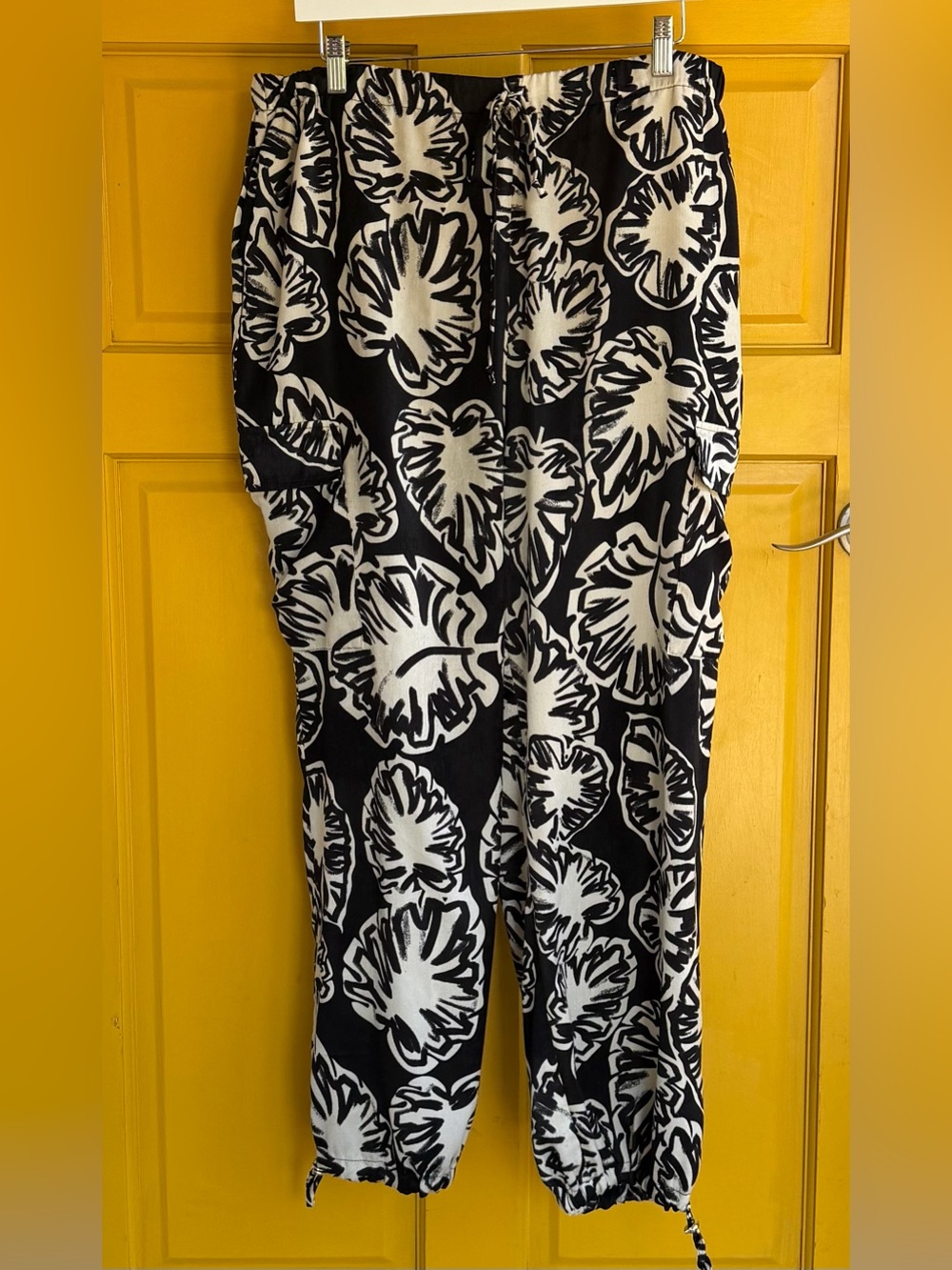 Rachel Roy Safari Chic Monstera Print Cargo Harem Pants